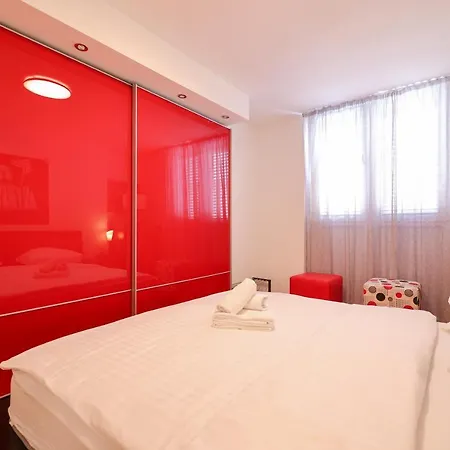 Two Bedroom Petra - Ae1600 *